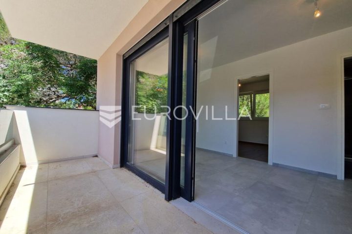 Flat for sale 48 m² – Vir