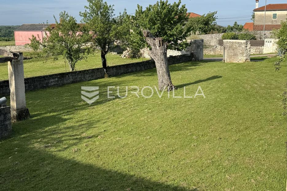 Kuća Na prodaju -  Tinjan