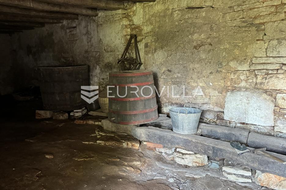 Kuća Na prodaju -  Tinjan