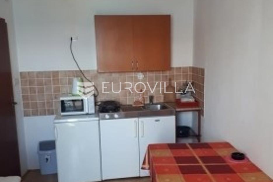 House For sale -  Vir