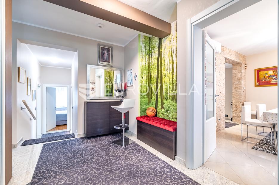 Maison À vendre -  Sveta Nedelja