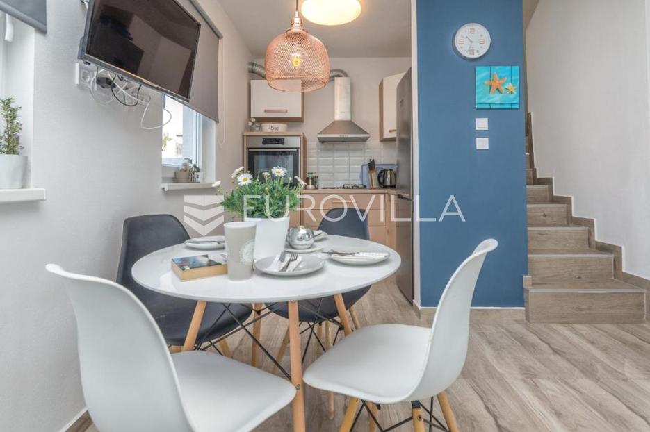 House For sale -  Vir