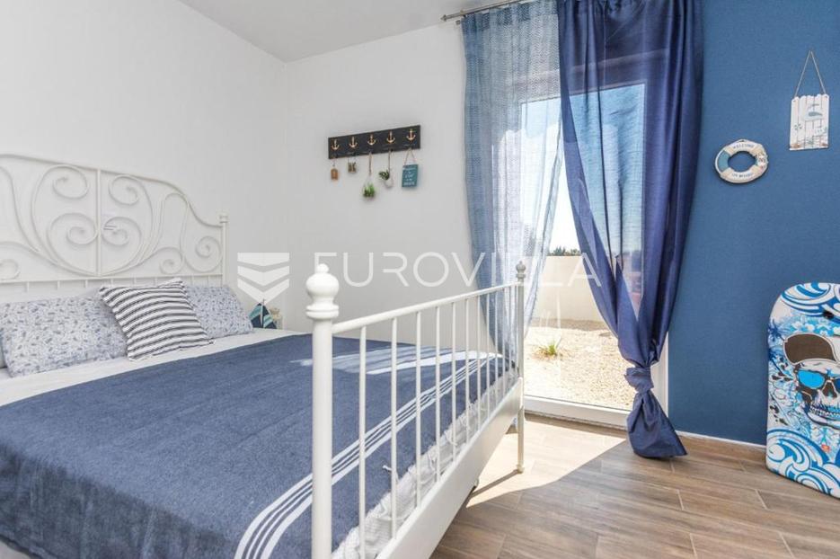 House For sale -  Vir