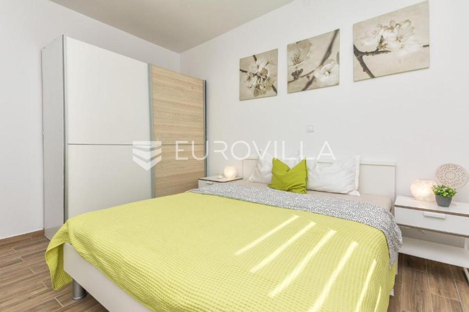 House For sale -  Vir