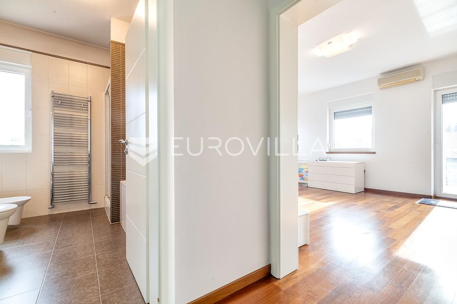 Haus Zu verkaufen -  Maksimir