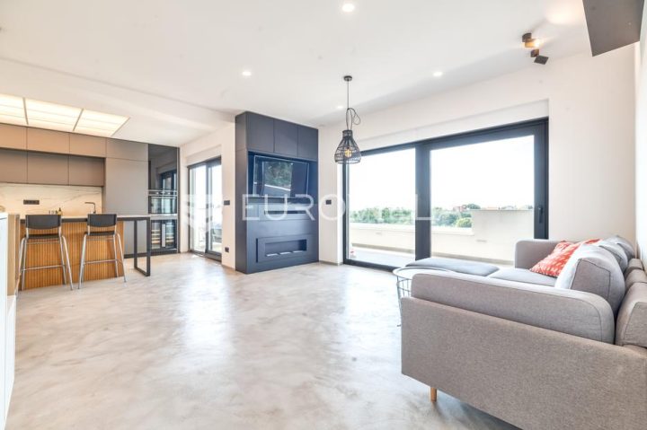 Appartamento in vendita 178 m² – Remete
