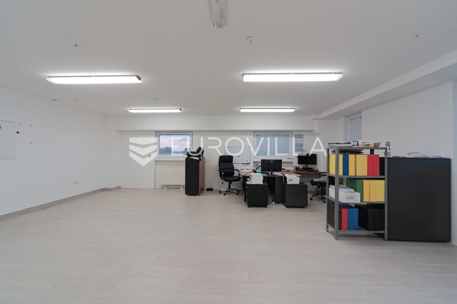 Commerciale In vendita - Osječko-baranjska Antunovac