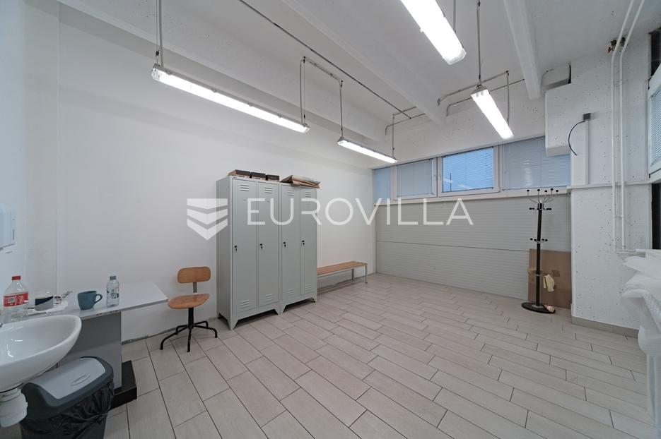 Commerciale In vendita - Osječko-baranjska Antunovac