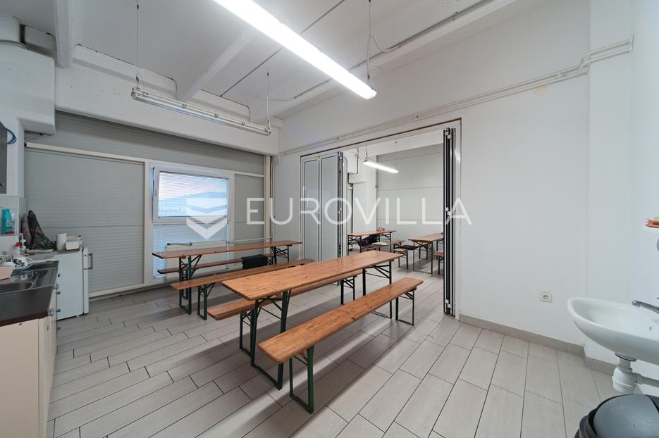 Commerciale In vendita - Osječko-baranjska Antunovac