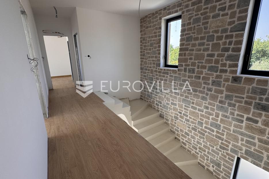 Haus Zu verkaufen - Istarska Tinjan