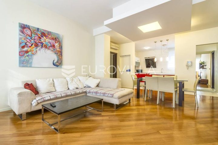 Apartmán na prodej 97 m² – Donji Grad