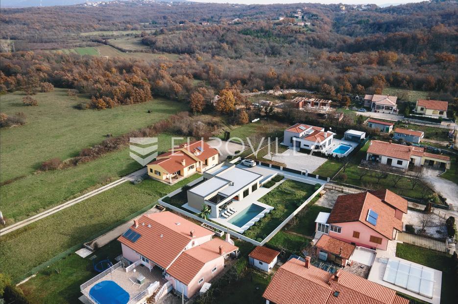 Kuća Na prodaju -  Raša