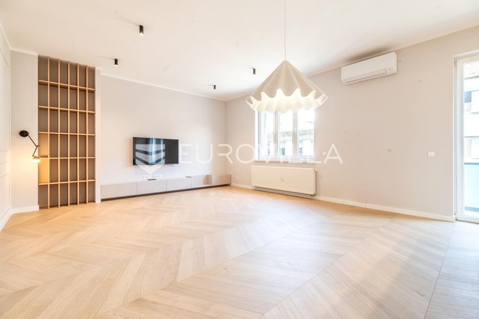 Appartamento In vendita Donji grad