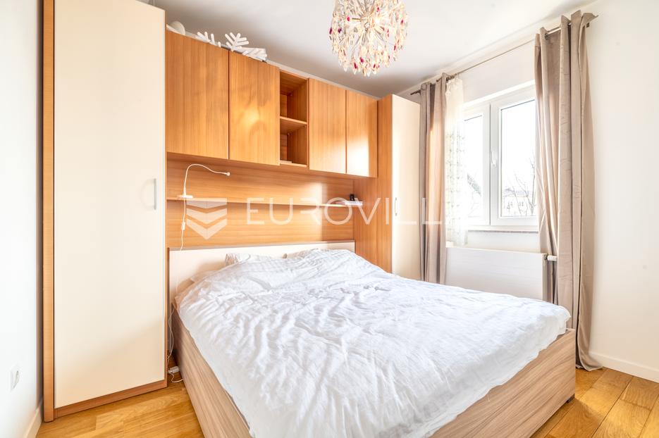 Hiša Na predaj -  Maksimir