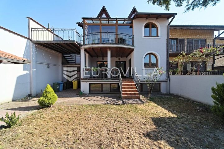 House For sale - Osječko-baranjska Osijek - foto 2/13