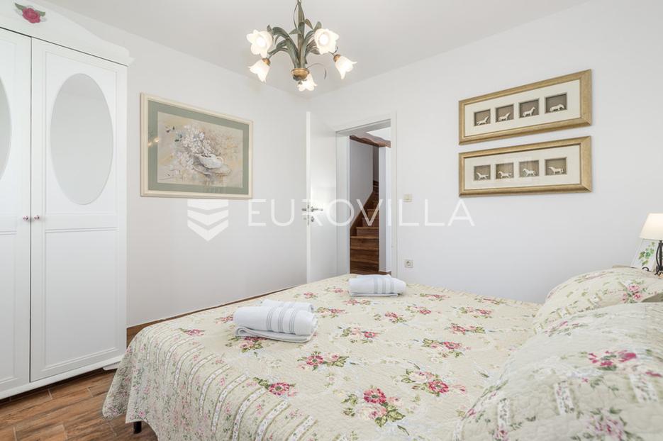 Haus Zu verkaufen -  Sveti Lovreč