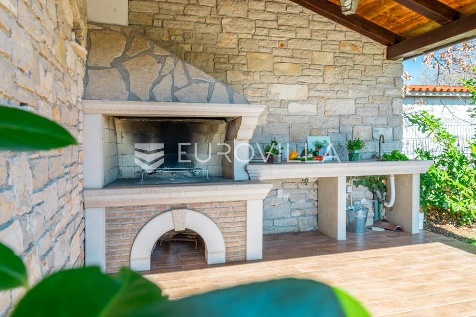 Haus Zu verkaufen -  Sveti Lovreč