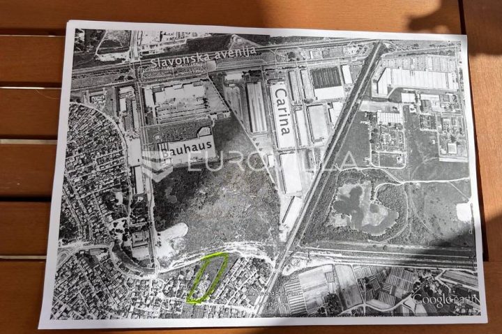 Zemljište na prodaju 8308 m² – Žitnjak