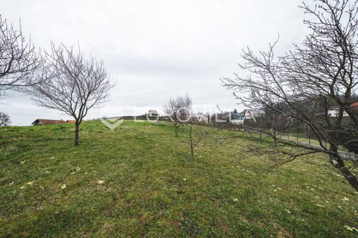 Terrain À vendre - Grad Zagreb Podsused - Vrapče - foto 4/6