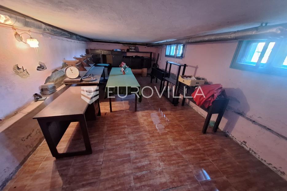 Haus Zu verkaufen -  Karlovac