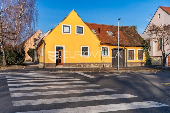 Maison à vendre 250 m² – Centar