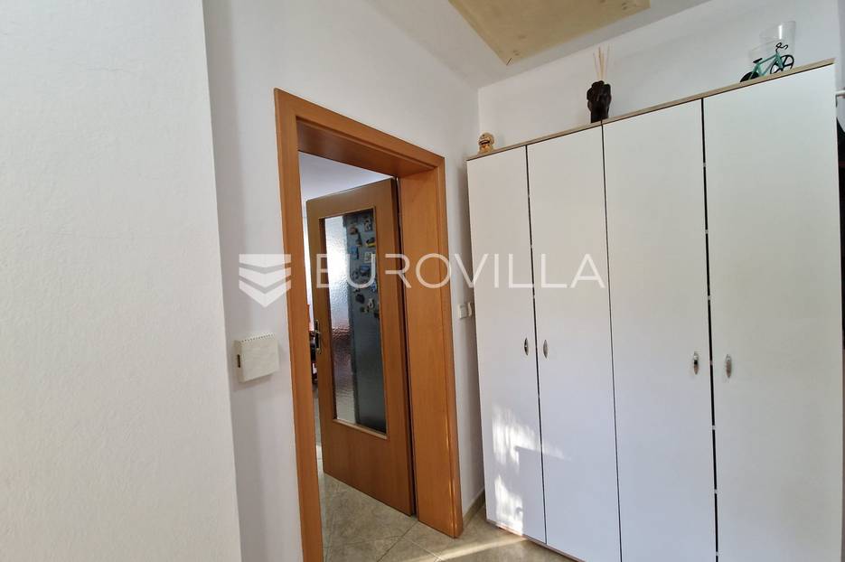 Haus Zu verkaufen -  Pula