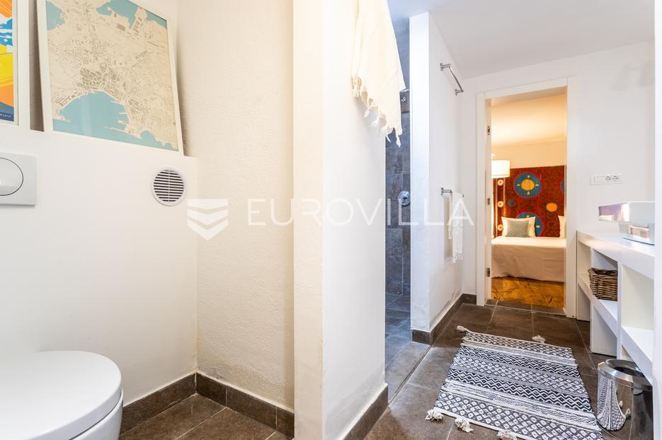 Casa In vendita -  Split