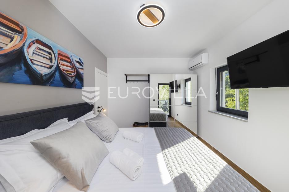 Maison À vendre -  Karlobag