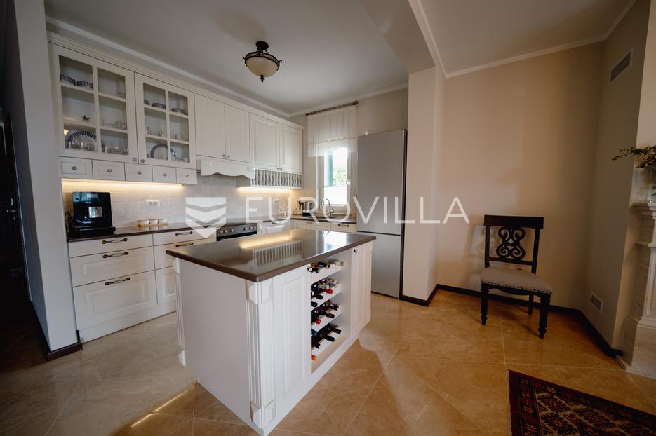 Maison À vendre -  Sveti Filip I Jakov