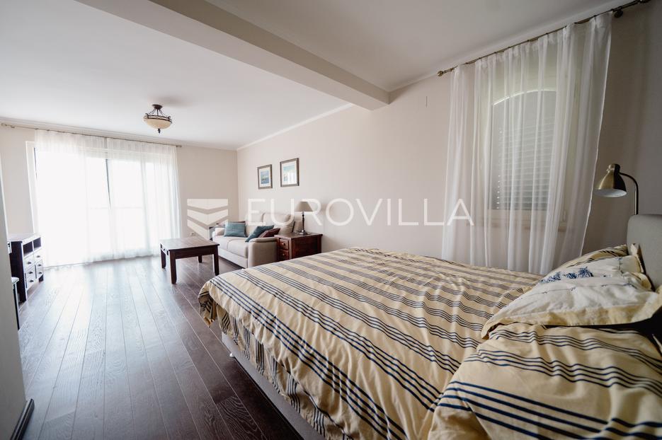 Maison À vendre -  Sveti Filip I Jakov