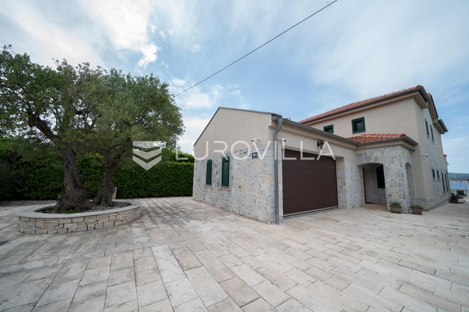Maison À vendre -  Sveti Filip I Jakov