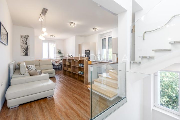 Flat for sale 130 m² – Stoja