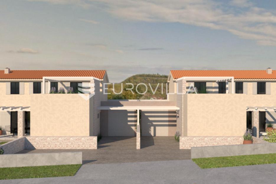 Casa In vendita -  Buje