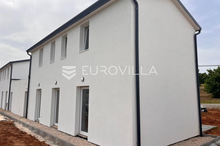 Casa In vendita -  Buje