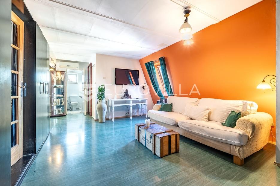 Appartement À vendre - Ličko-senjska Trnje