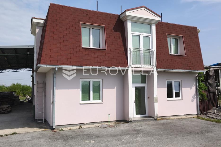 Commerciale In vendita - Osječko-baranjska Našice - foto 1/11