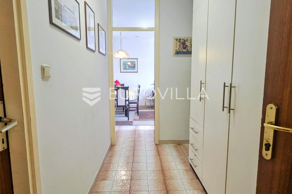 Apartment Zu verkaufen -  Split