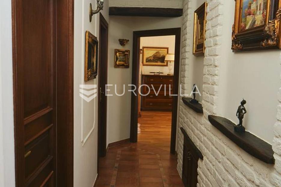 Casa In vendita -  Matulji
