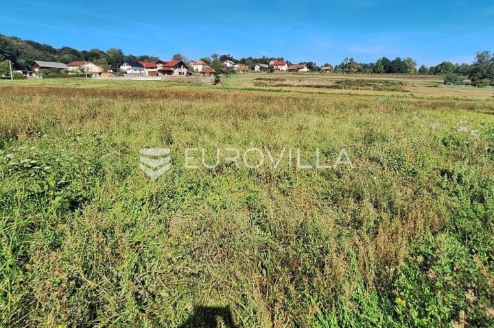Działka na sprzedaż 2000 m² – Gornja Jelsa