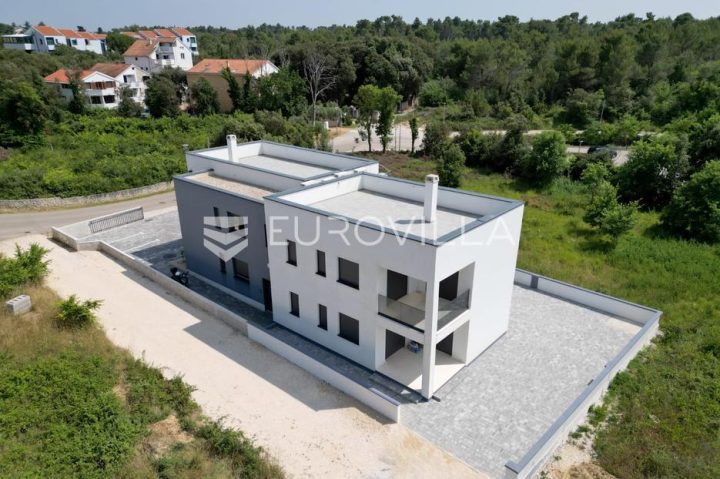 Stan na prodaju 97 m² – Zaton