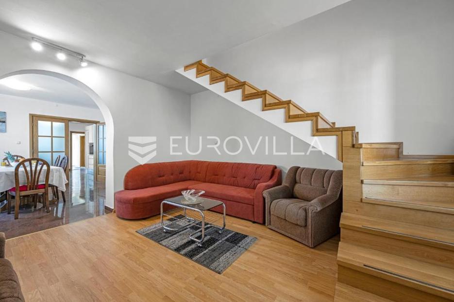 Casa In vendita -  Skradin