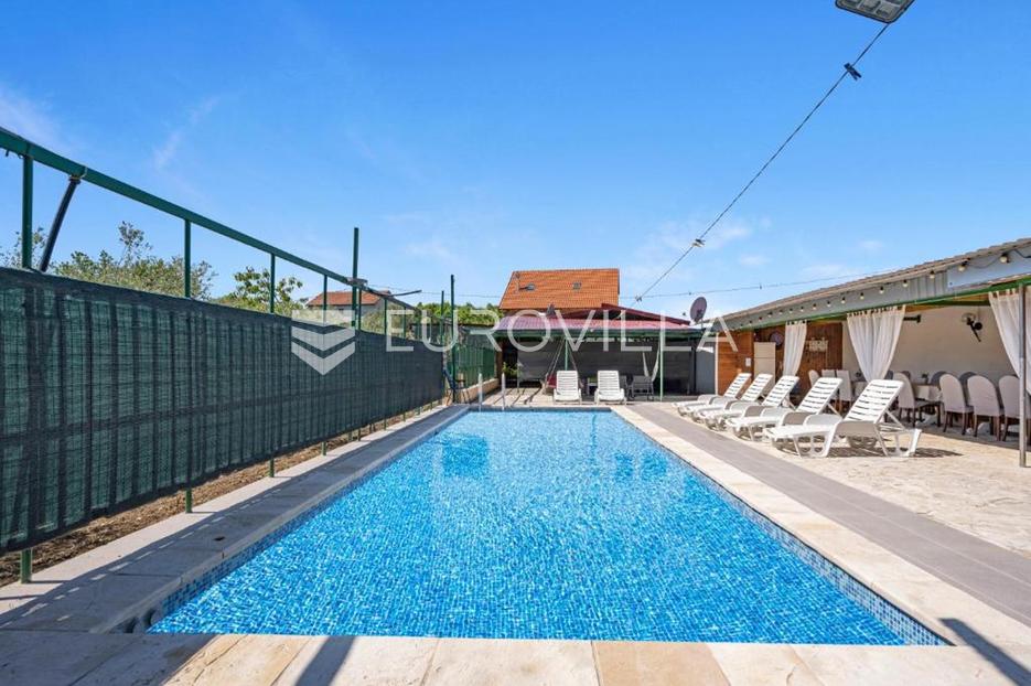 Casa In vendita -  Skradin