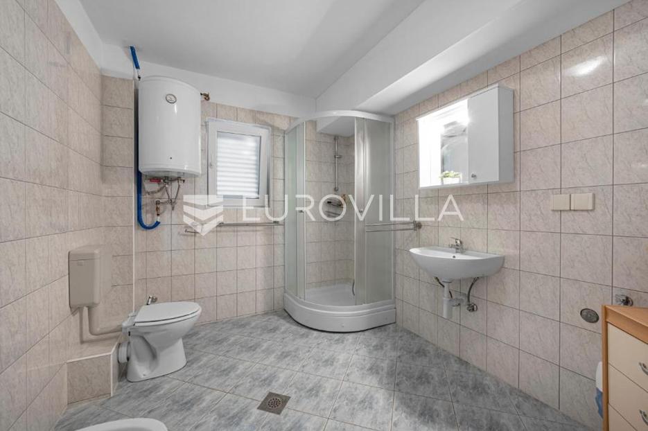 Casa In vendita -  Skradin