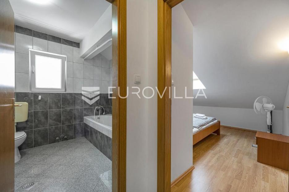 Casa In vendita -  Skradin