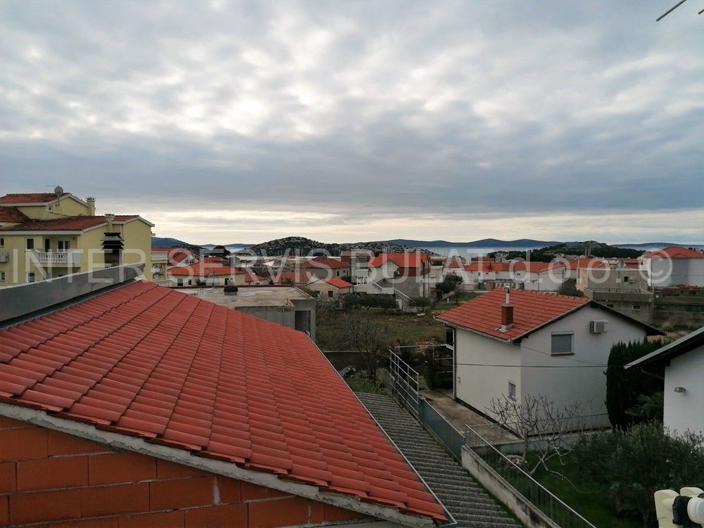 Hiša Naprodaj - ŠIBENSKO-KNINSKA  Tribunj
