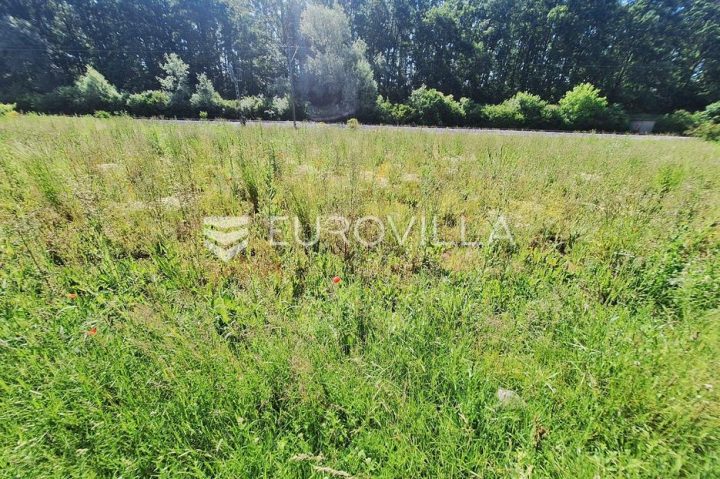 Parcela na predaj 3050 m² – Ilovac