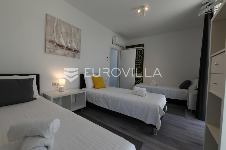 Haus Zu verkaufen -  Novalja