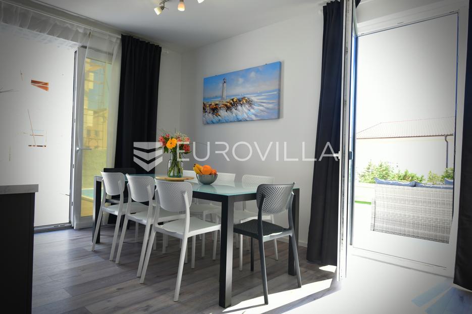 Haus Zu verkaufen -  Novalja