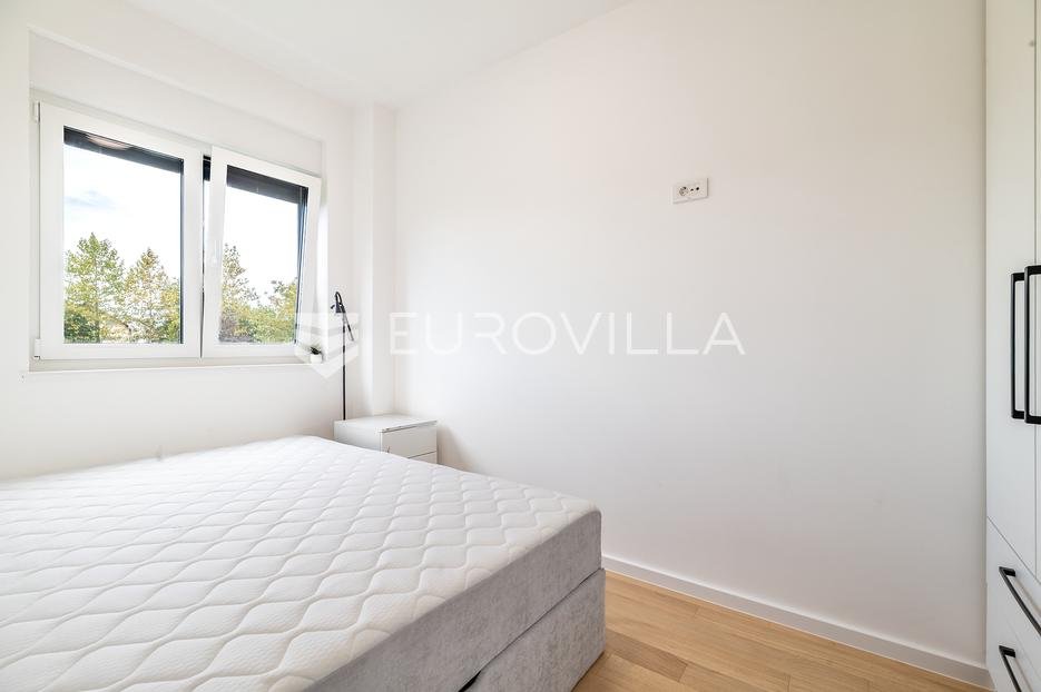 Appartement À louer - Grad Zagreb Donja Dubrava