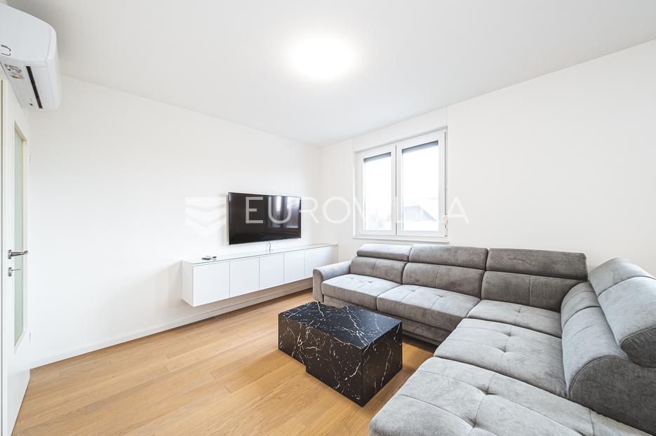 Apartment Zu verkaufen - Grad Zagreb Peščenica - žitnjak - foto 2/13